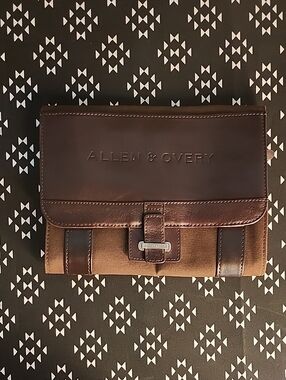 Cutter & Buck Brown Toiletry Travel Pouch